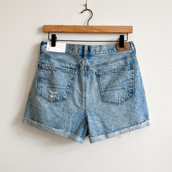 🏷️ SOLD • AMERICAN EAGLE • Denim Mom Shorts in Medium Destroy • 8 - Picture 8 of 13